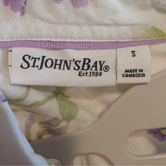St. John's Bay Floral Lightweight Long Sleeve Button-up Sz S - Picture 6 of 9